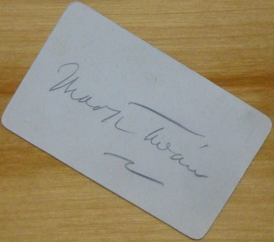 Item #15102 Autograph Signature. Mark Twain.